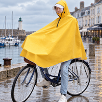 Poncho Vélo Pluie Jaune – Jaune / Adulte, visuel principal lifestyle