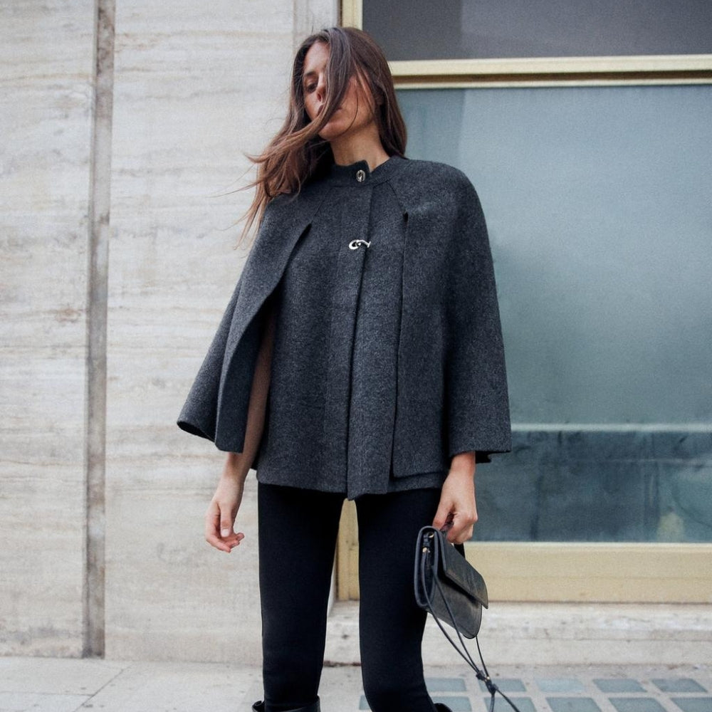 Poncho Femme Gris - détail