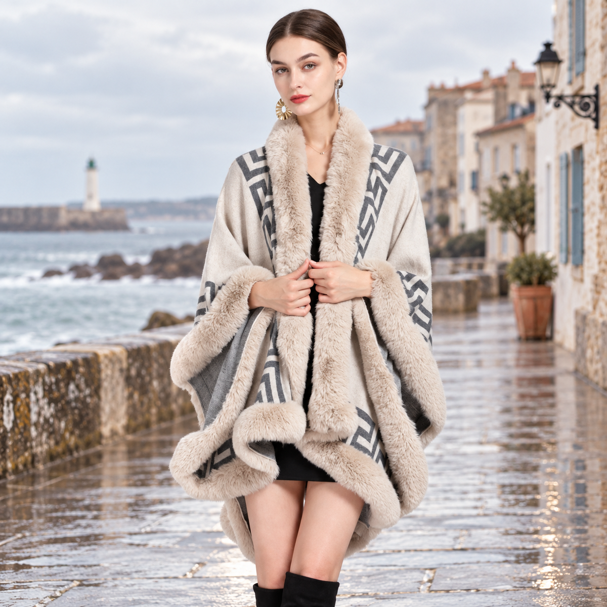 Manteau Poncho Femme Hiver – Beige / Adulte, visuel principal lifestyle