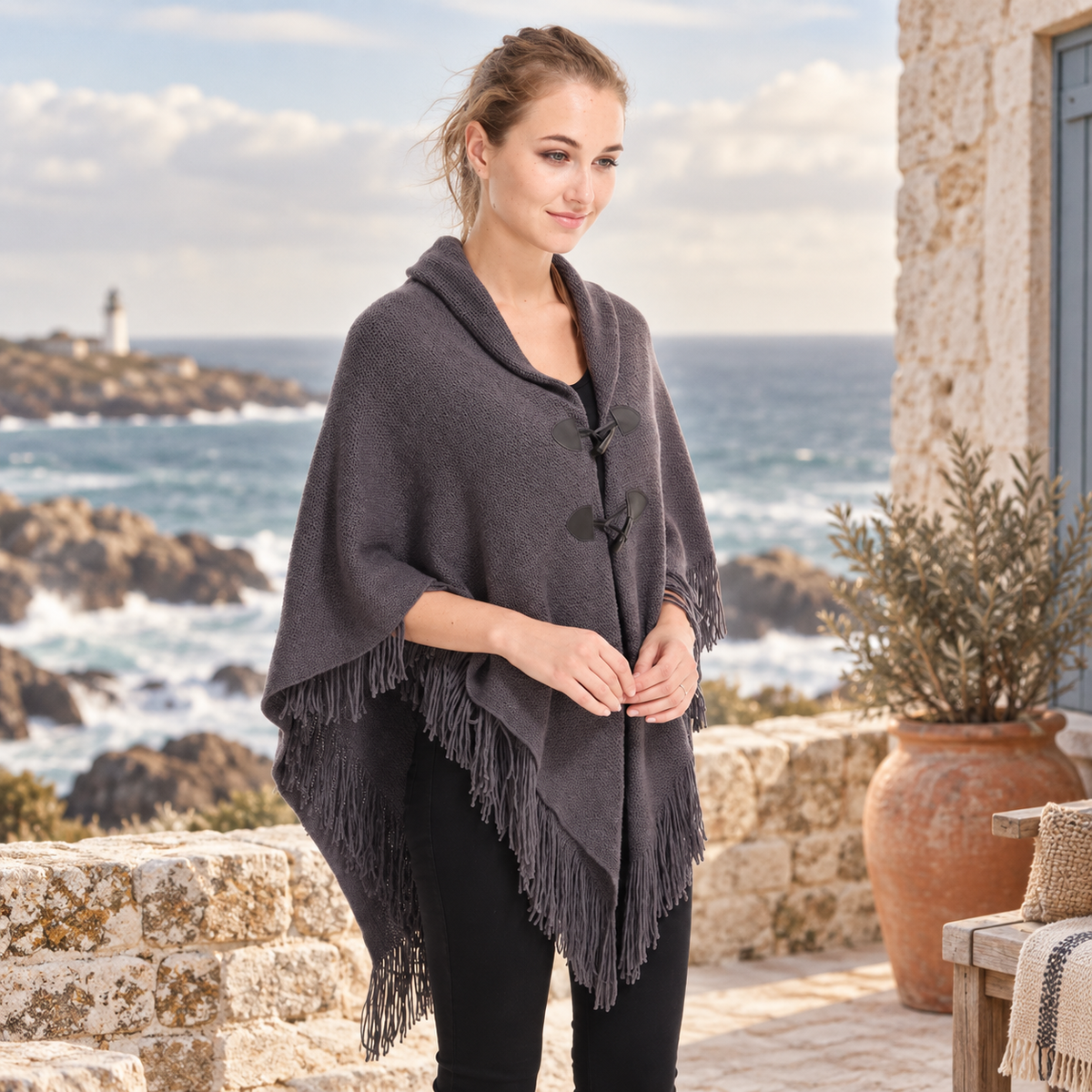 Poncho à Franges – Gris Foncé / Adulte, visuel principal lifestyle
