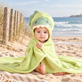 Poncho De Bain Dinosaure – Vert / Bébé, visuel principal lifestyle