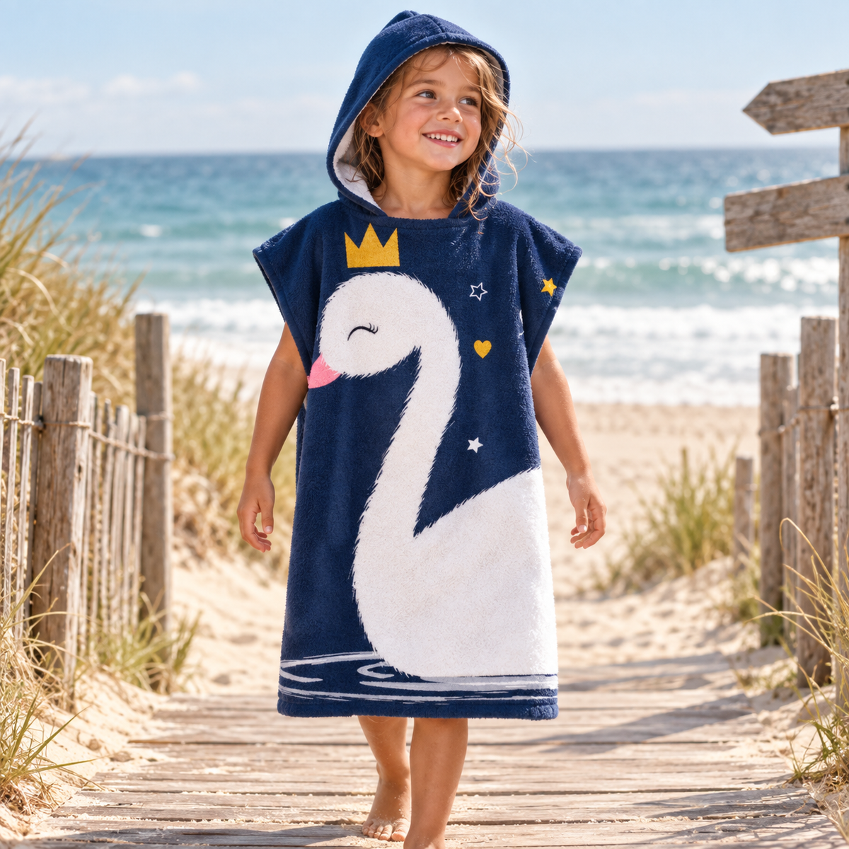 Poncho De Bain Enfant Cygne – Bleu Foncé / Enfant, visuel principal lifestyle