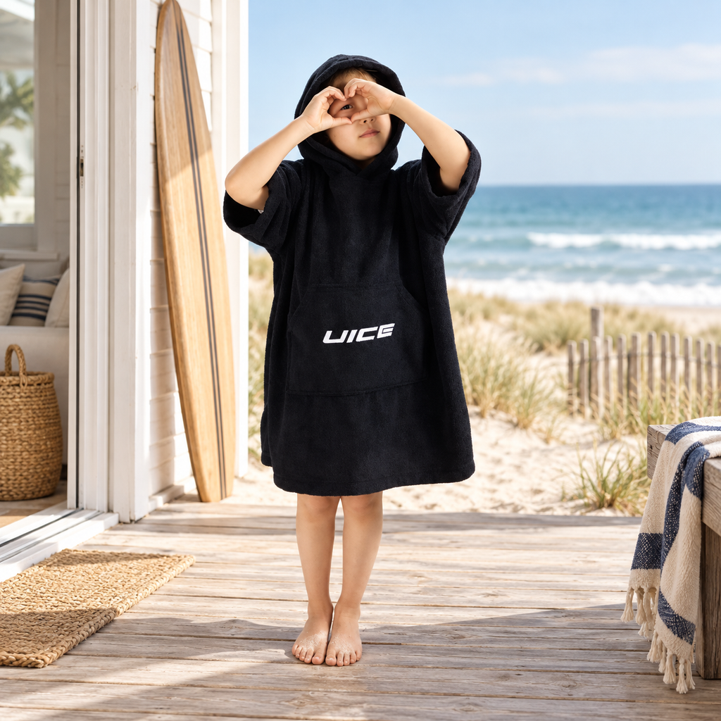 Poncho De Bain Enfant Noir – Noir / Enfant, visuel principal lifestyle