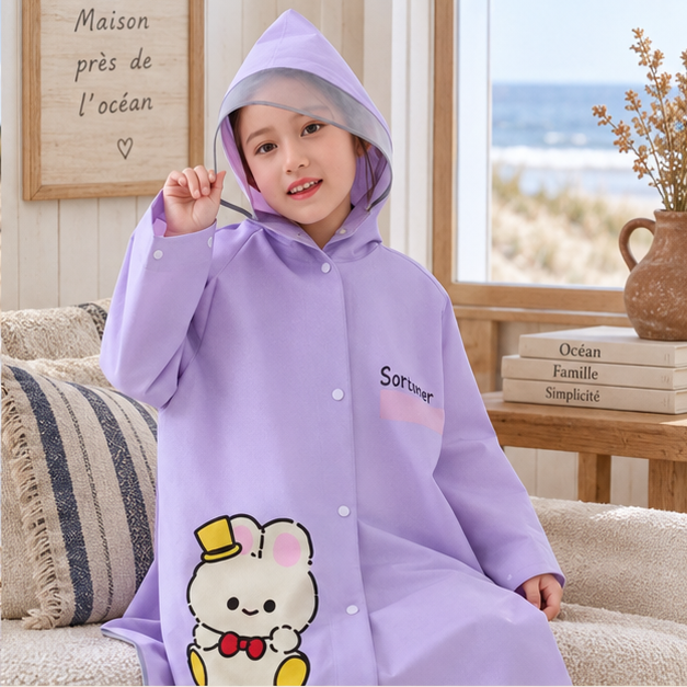 Poncho De Pluie Enfant Lapin – Violet / S, Violet / M, Violet / L, Violet / XL, Violet / XXL, dans un intérieur côtier lum…