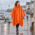 Poncho De Pluie Orange – Orange / Adulte, visuel principal lifestyle