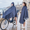 Poncho De Vélo Anti Pluie – Bleu Marine / Adulte, visuel principal lifestyle