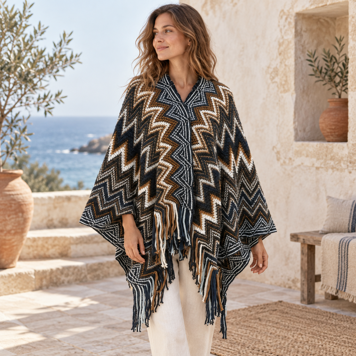 Poncho Femme Style Péruvien – Jaune / Adulte, visuel principal lifestyle