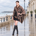 Poncho Femme Tacheté – Marron / Adulte, visuel principal lifestyle