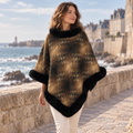 Poncho Fourrure Marron – Marron / Adulte, visuel principal lifestyle