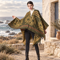 Poncho Kaki Motif Croix Mexicaine – Kaki / Adulte, visuel principal lifestyle