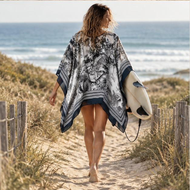 Poncho Léger Femme Zen Noir et Blanc – Noir / Adulte, porté en mouvement au bord de l’océan