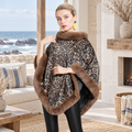 Poncho Leopard – Marron / Adulte, visuel principal lifestyle