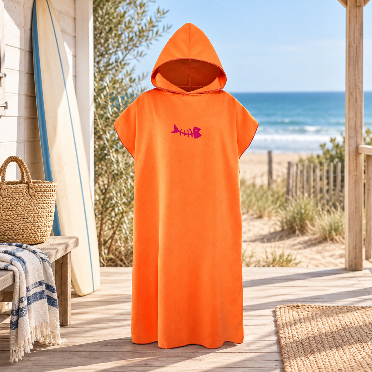 Poncho Microfibre Orange – Orange / Adulte, visuel principal lifestyle