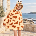Poncho Plaid Girafe – Jaune / Enfant, visuel principal lifestyle