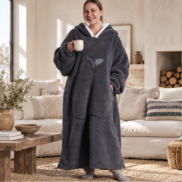 Poncho Plaid Long – Noir / Adulte, en situation sur la côte Atlantique