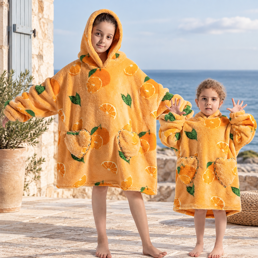 Poncho Plaid Orange, visuel principal lifestyle