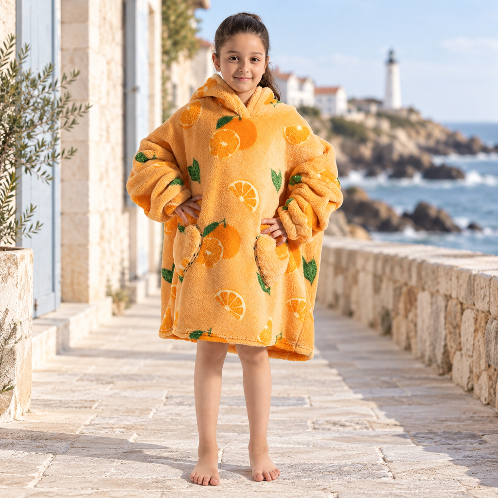 Poncho Plaid Orange – Orange / Enfant, visuel principal lifestyle