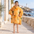 Poncho Plaid Orange – Orange / Enfant, visuel principal lifestyle