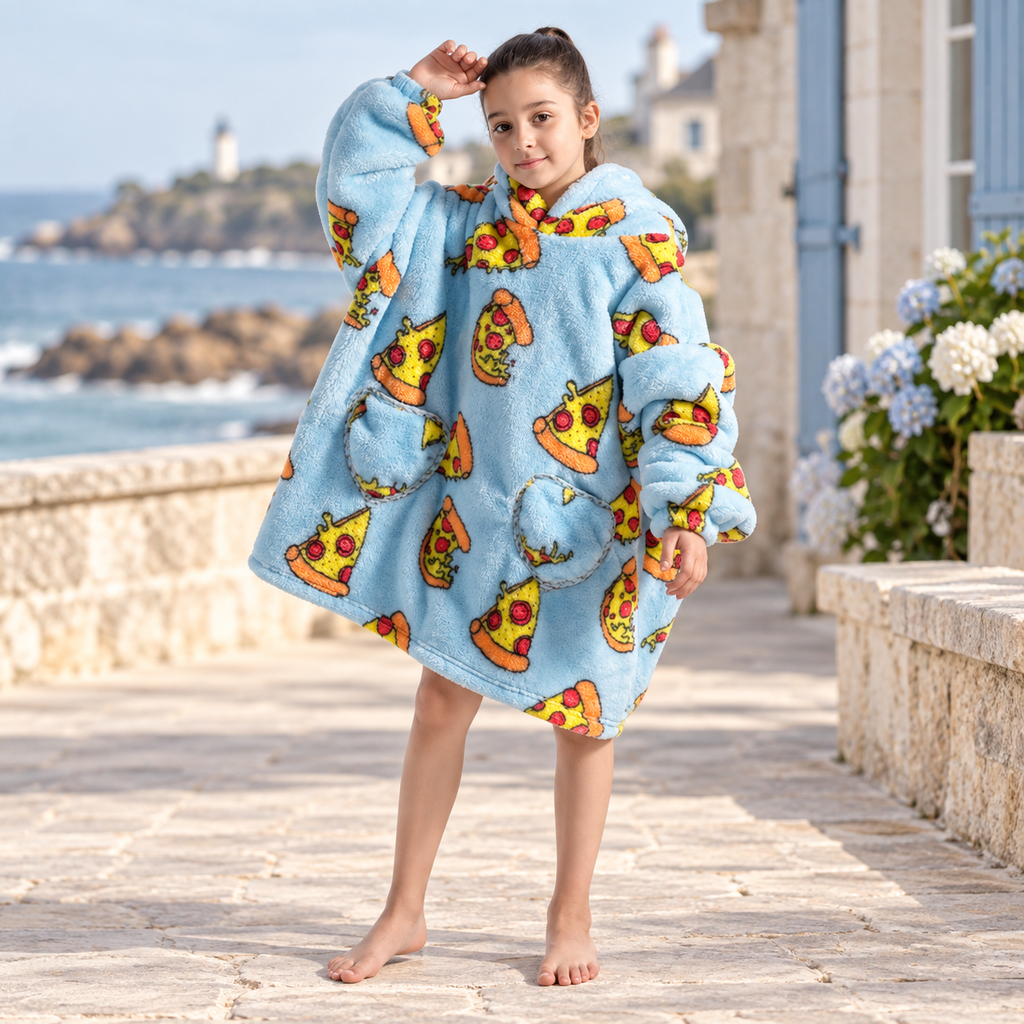 Poncho Plaid Pizza – Bleu / Enfant, visuel principal lifestyle